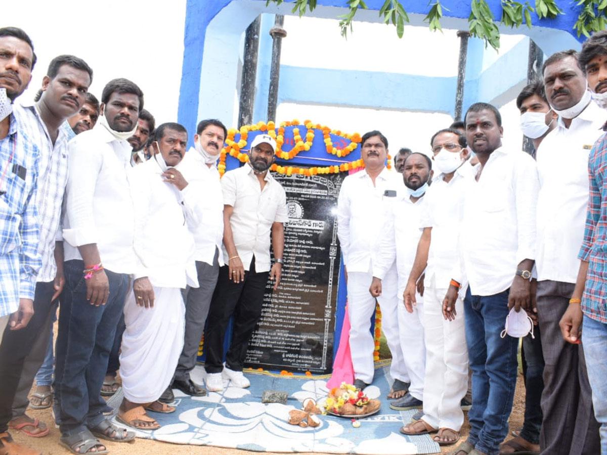 మిషన్ భగీరథ వాటర్ ట్యాంక్ను ప్రారంభించిన మంత్రి