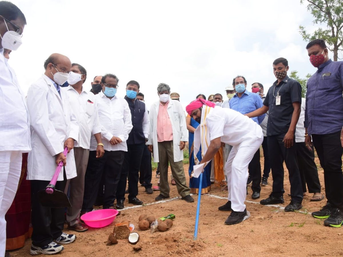 మహబూబ్‌నగర్‌ను అన్ని రంగాల్లో ఆదర్శంగా నిలుపుతాం