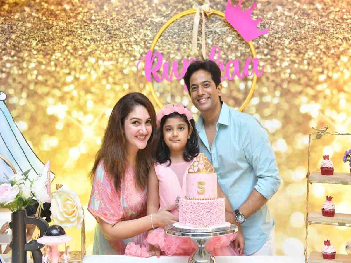 శ్రీదేవి త‌న‌య బ‌ర్త్‌డే వేడుక‌.. ఫొటోలు వైర‌ల్‌