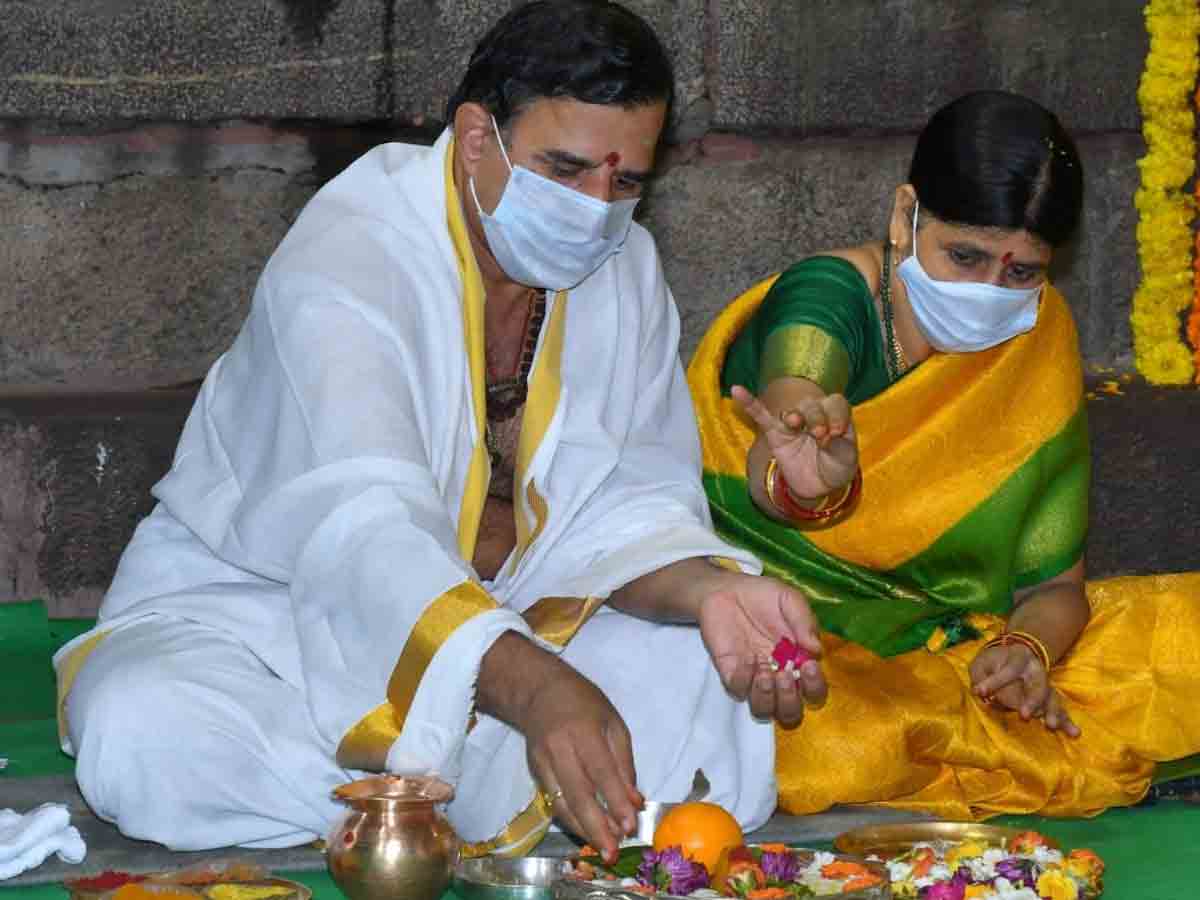 శ్రీశైలంలో ఆషాఢ పౌర్ణమి పూజలు