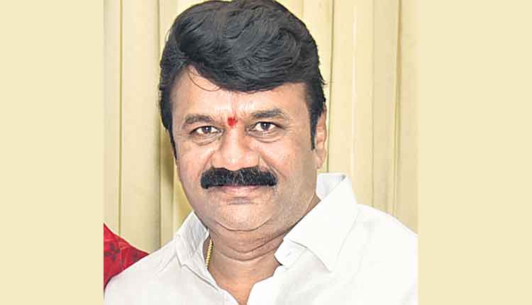 మార్కెట్లోకి తెలంగాణ బ్రాండ్‌ చేపలు!