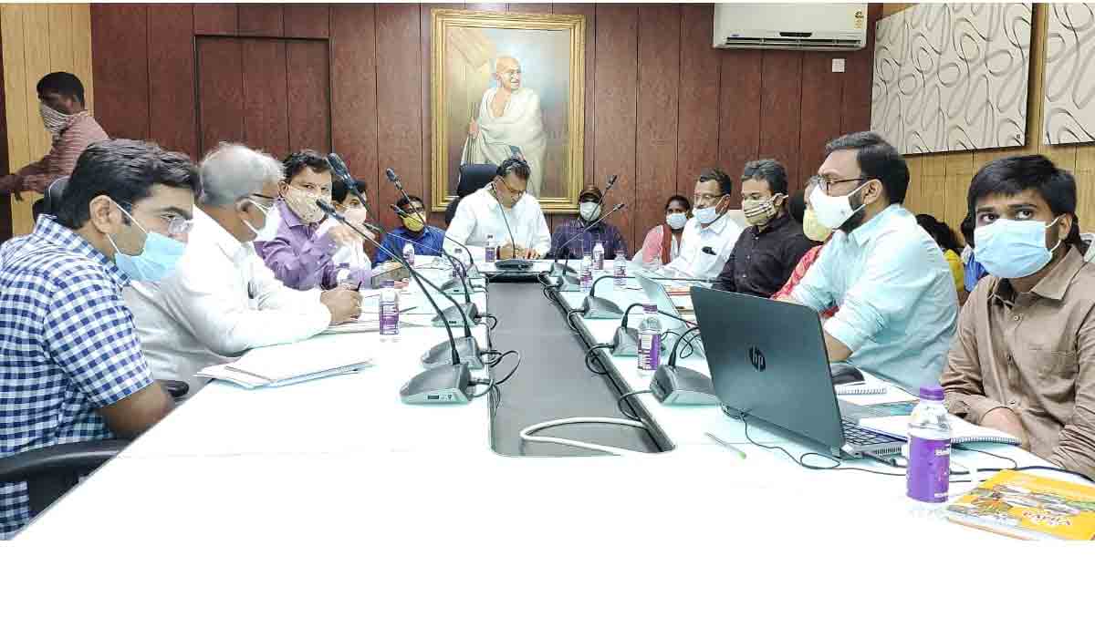 ఆయిల్ ఫెడ్ వెబ్, మొబైల్ యాప్‌పై ఫీల్డ్ అసిస్టెంట్ల‌కు అవ‌గాహ‌న స‌ద‌స్సు