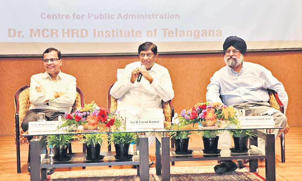 స్వరాష్ట్రంలో సమగ్రాభివృద్ధి