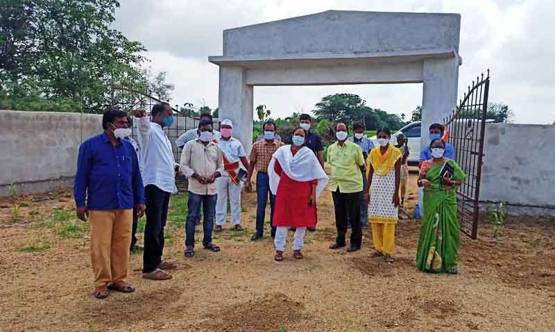 మెగా పార్కులకు స్థలాల గుర్తింపు