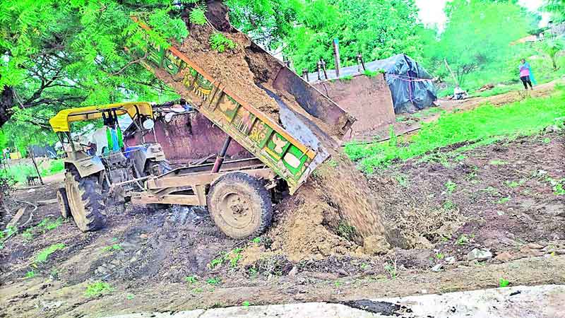పాత బావులకు చరమగీతం