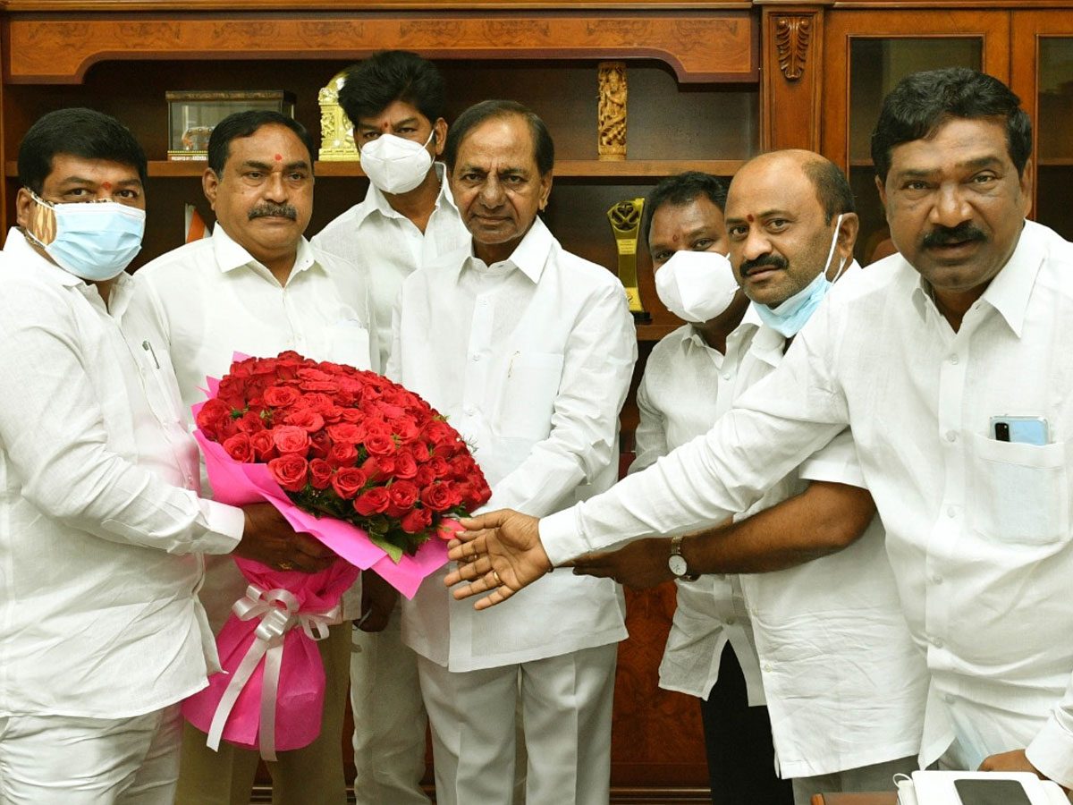 సీఎం కేసీఆర్కు కృతజ్ఞతలు తెలిపిన వరంగల్ జిల్లా ప్రజాప్రతినిధులు