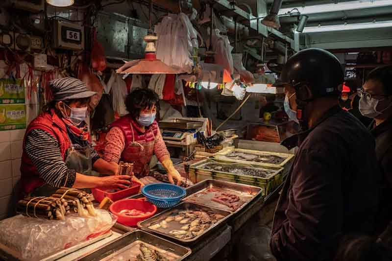 వుహాన్‌ మార్కెట్‌ నుంచే..