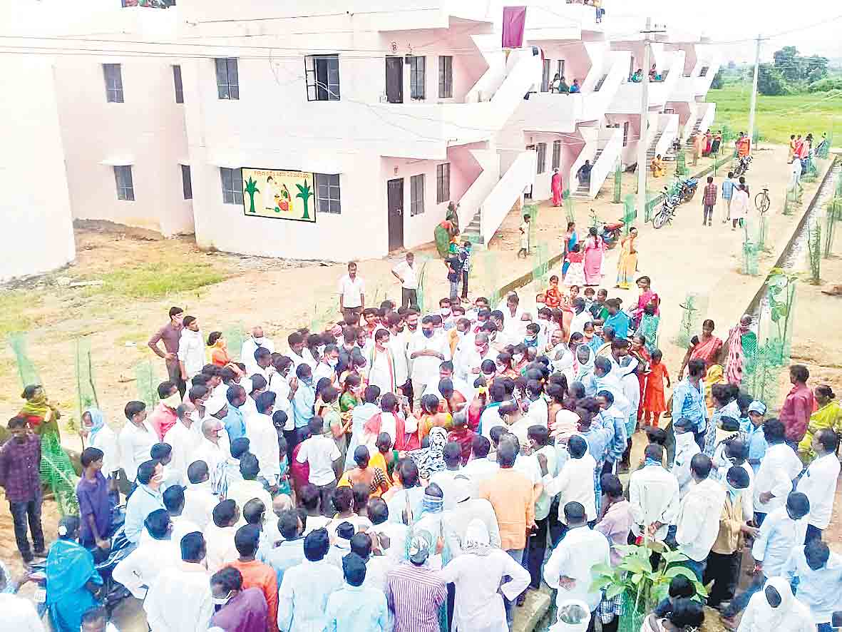 పండుగలా.. ‘డబుల్‌బెడ్‌రూం ఇండ్ల’ ప్రారంభోత్సవం