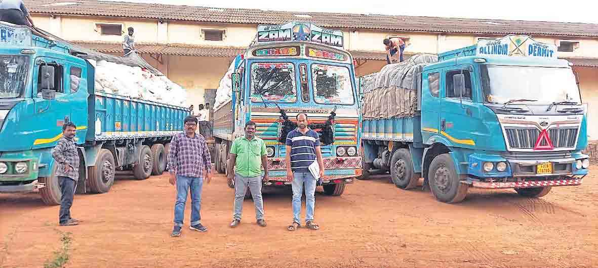 అక్రమ రవాణాపై ఉక్కుపాదం