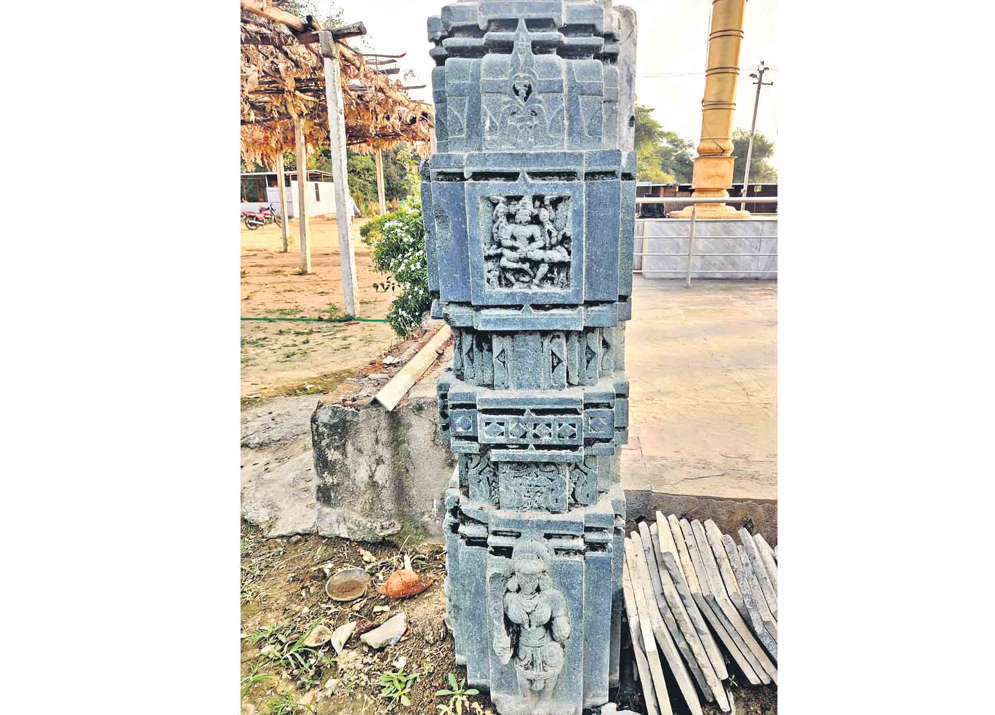 12వ శతాబ్దపు ప్రాచీన విగ్రహాలు లభ్యం