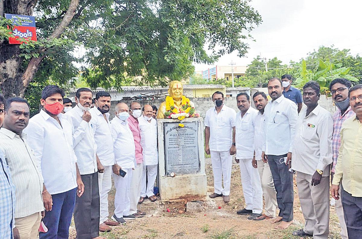 సార్‌ కలలను సాకారం చేస్తున్న సీఎం కేసీఆర్‌