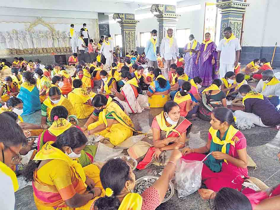 శ్రీవారి కనకాభిషేకానికి ఏర్పాట్లు