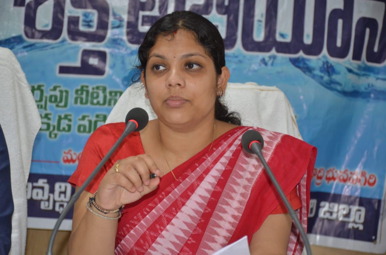 మట్టి గణపతి విగ్రహాలనే పూజించాలి