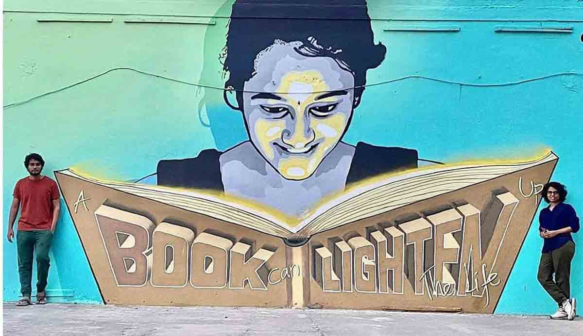 Street Art : స్ట్రీట్ ఆర్ట్ తో యువ‌త‌లో చైత‌న్యం తీసుకొస్తున్న యువ జంట‌