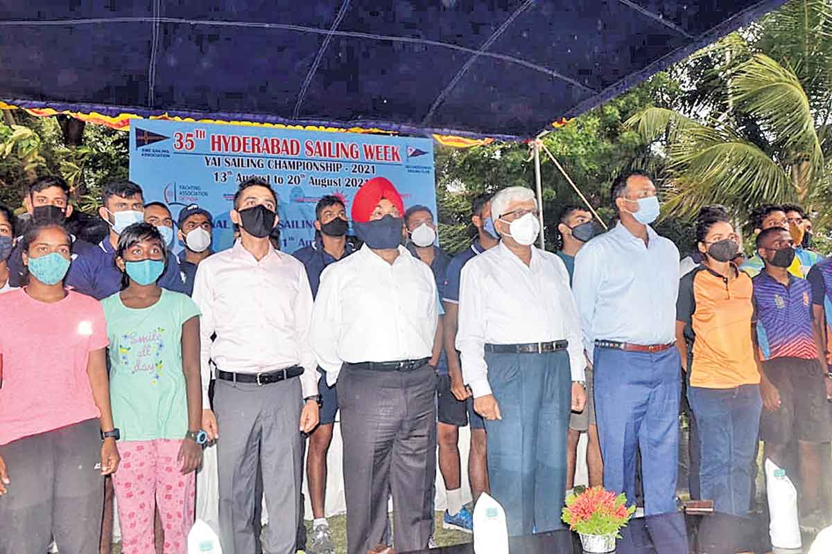 సెయిలింగ్ వారోత్సవాలకు వెళాయే..