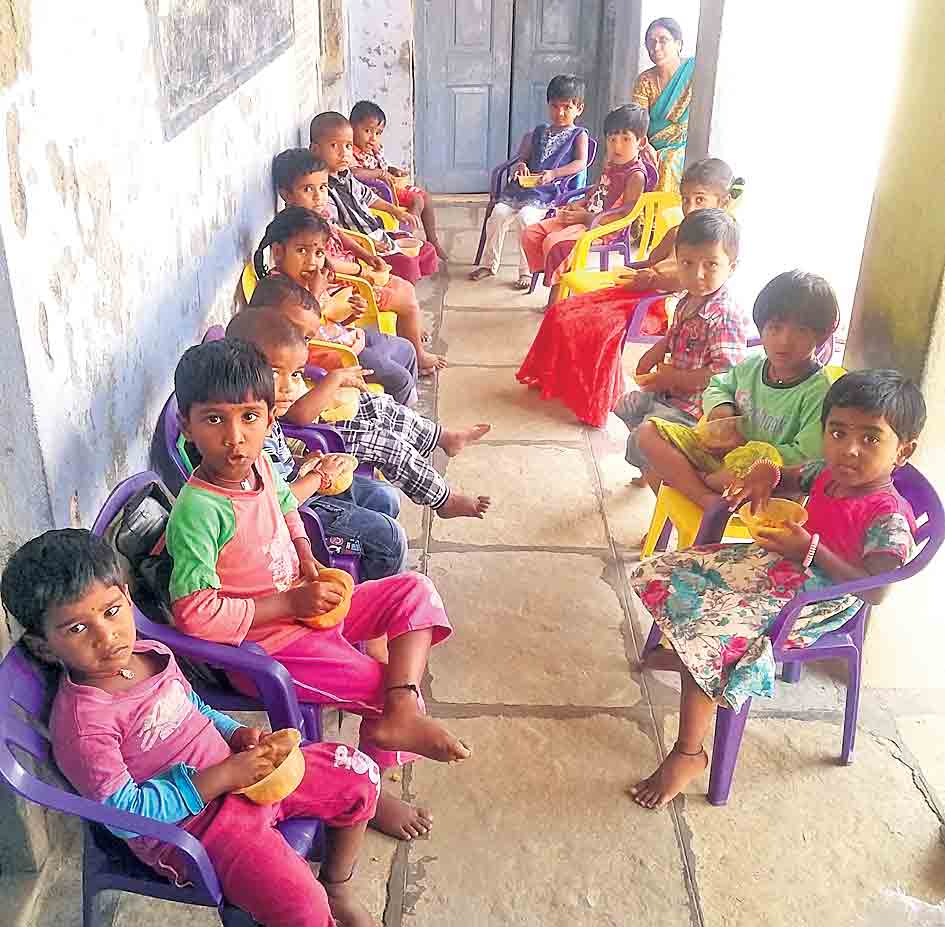 అంగన్‌వాడీ ఉద్యోగాలకు దరఖాస్తుల ఆహ్వానం