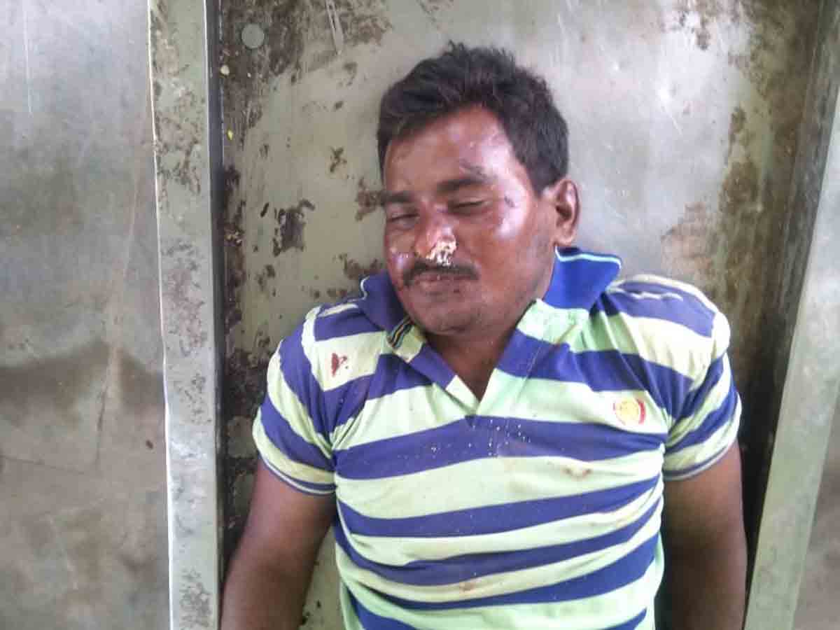 ట్రాక్టర్‌ బోల్తాపడి వ్యక్తి మృతి