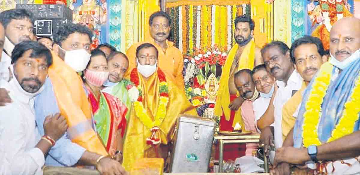 అమ్మవారి ఆశీర్వాదంతో అభివృద్ధి