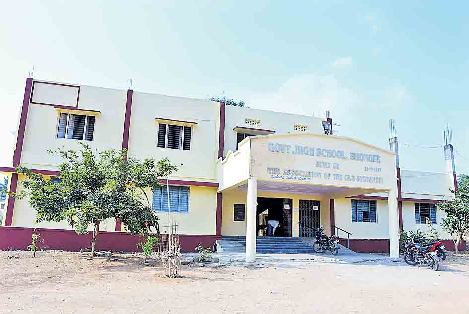 సారొచ్చారా..?