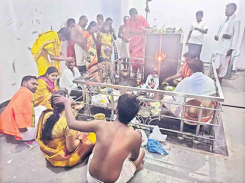 భక్తిశ్రద్ధలతో శ్రావణమాస పూజలు