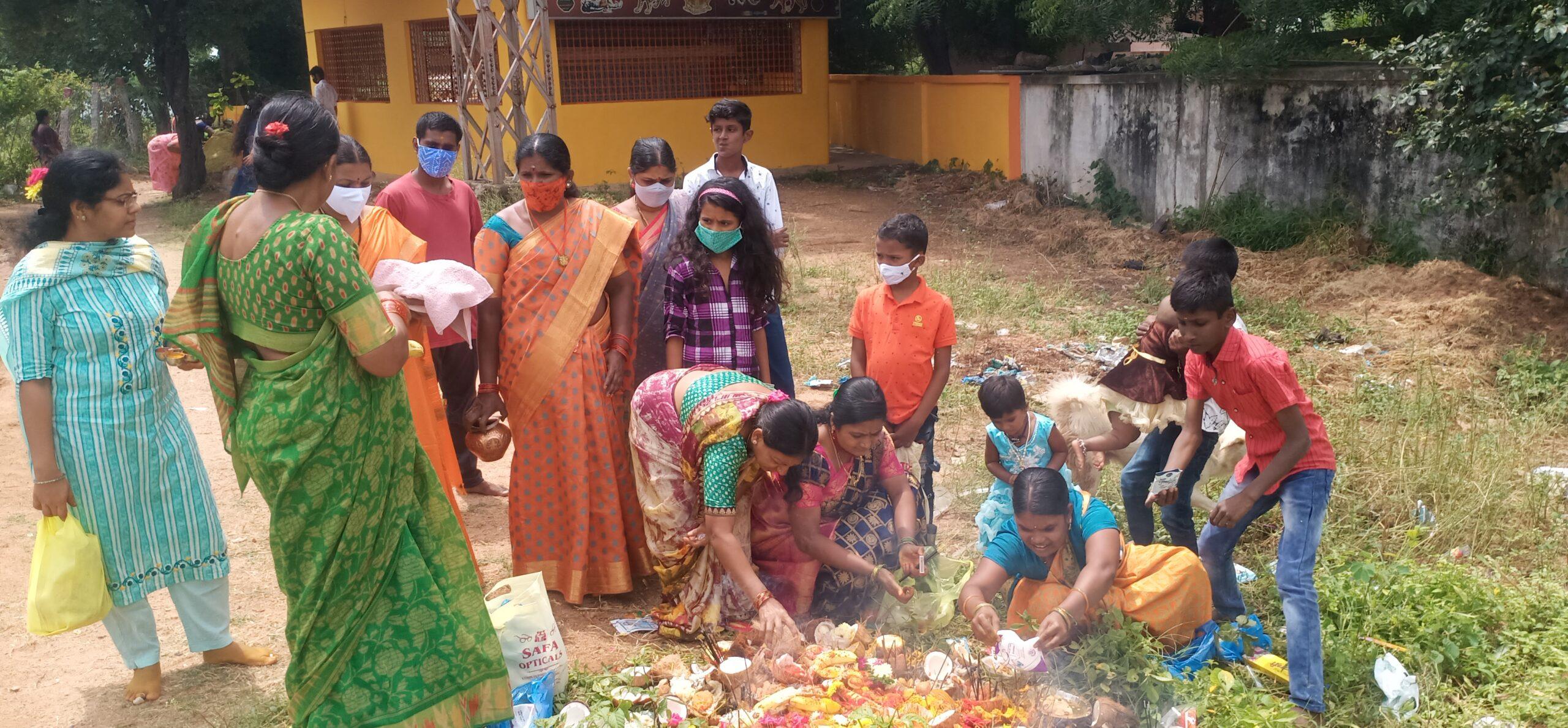 భక్తిశ్రద్ధలతో నాగుల పంచమి