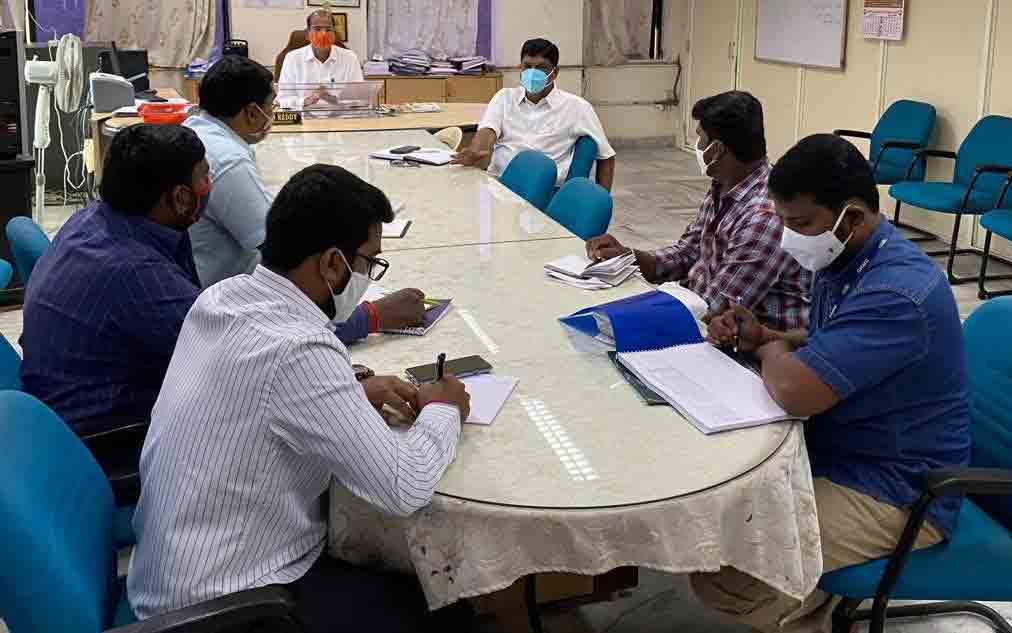 ఆస్తిప‌న్ను వ‌సూలు వేగం పెంచాలి