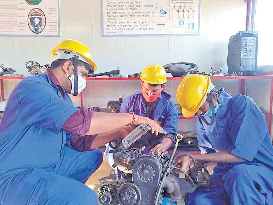 పైసా ఖర్చులేకుండా శిక్షణ.. ఉద్యోగం