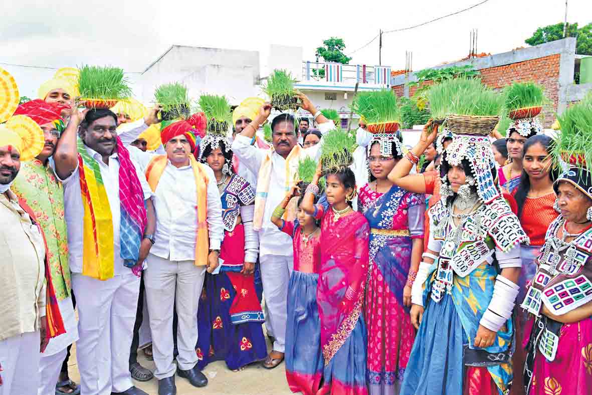 తీజ్‌ సంబురాలు