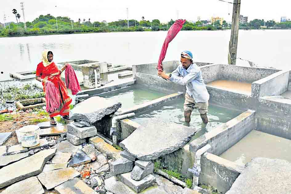 కులవృత్తులకు కొండంత అండగా