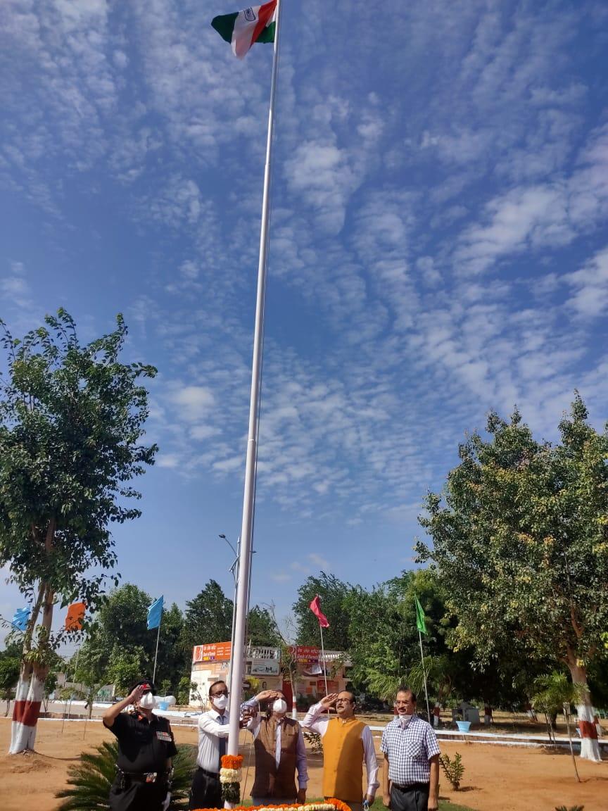 బీబీనగర్ ఎయిమ్స్‌లో స్వాతంత్ర దినోత్సవ వేడుకలు