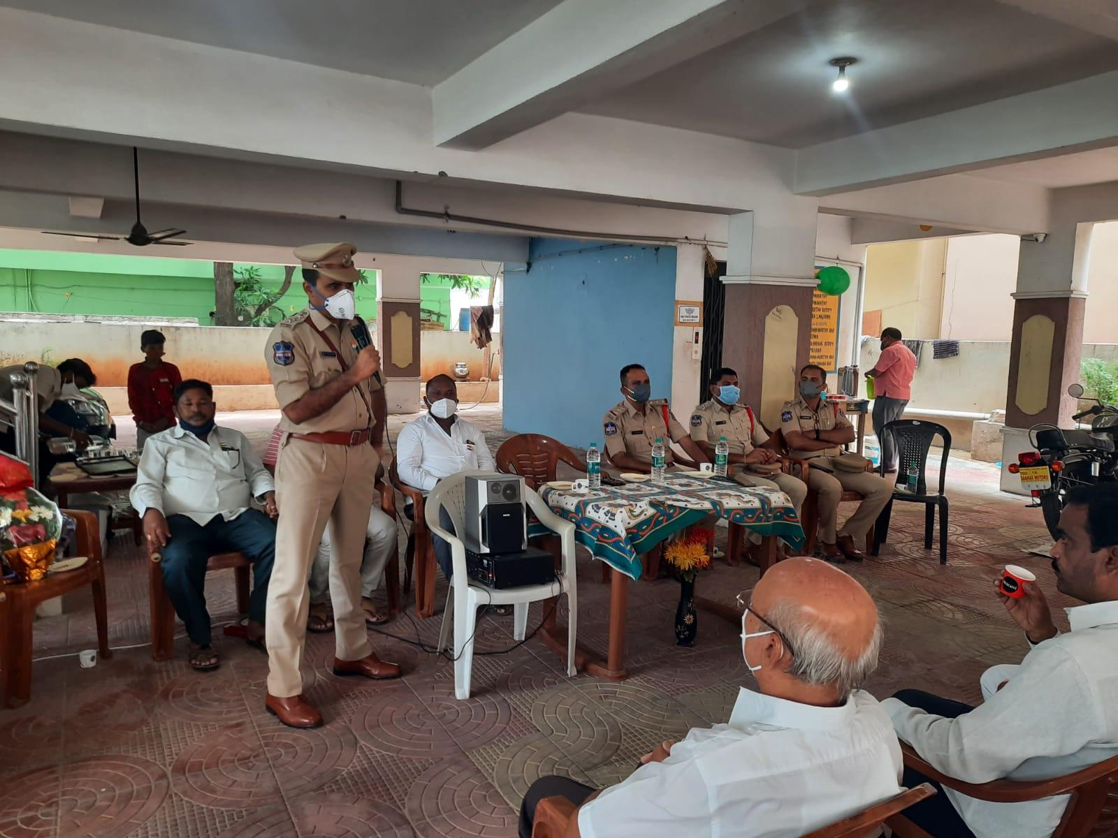 నేరాల అదుపులో సీసీ కెమెరాల పాత్ర కీలకం