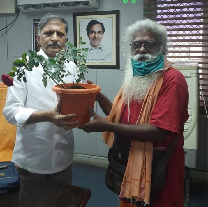 హరిత ఛాలెంజ్ సైకిల్యాత్రకు జర్నలిస్ట్ గౌరిశంకర్