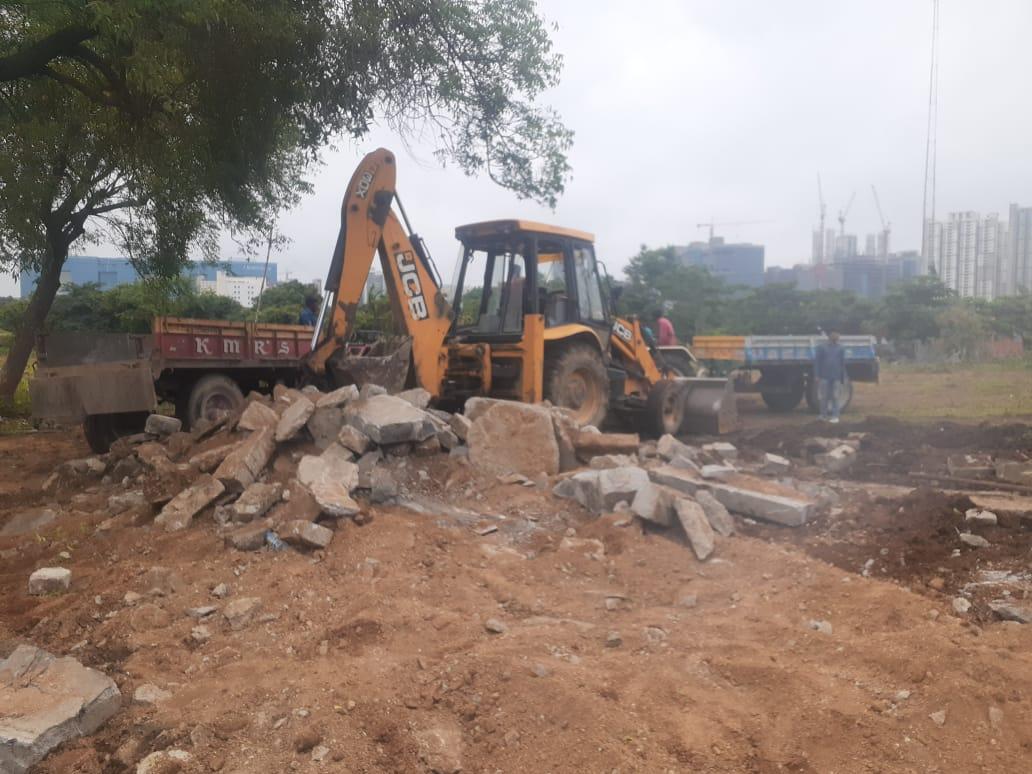 విలువైన భూములపై సర్కారు నజర్‌