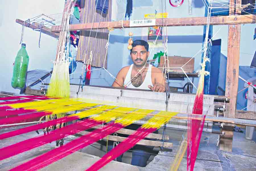 ‘నేతన్నకు చేయూత’