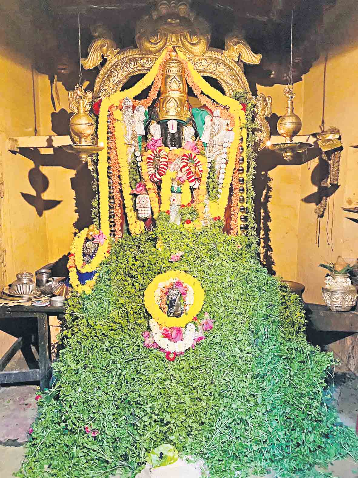 వైభవంగా లక్ష తులసీ అర్చన