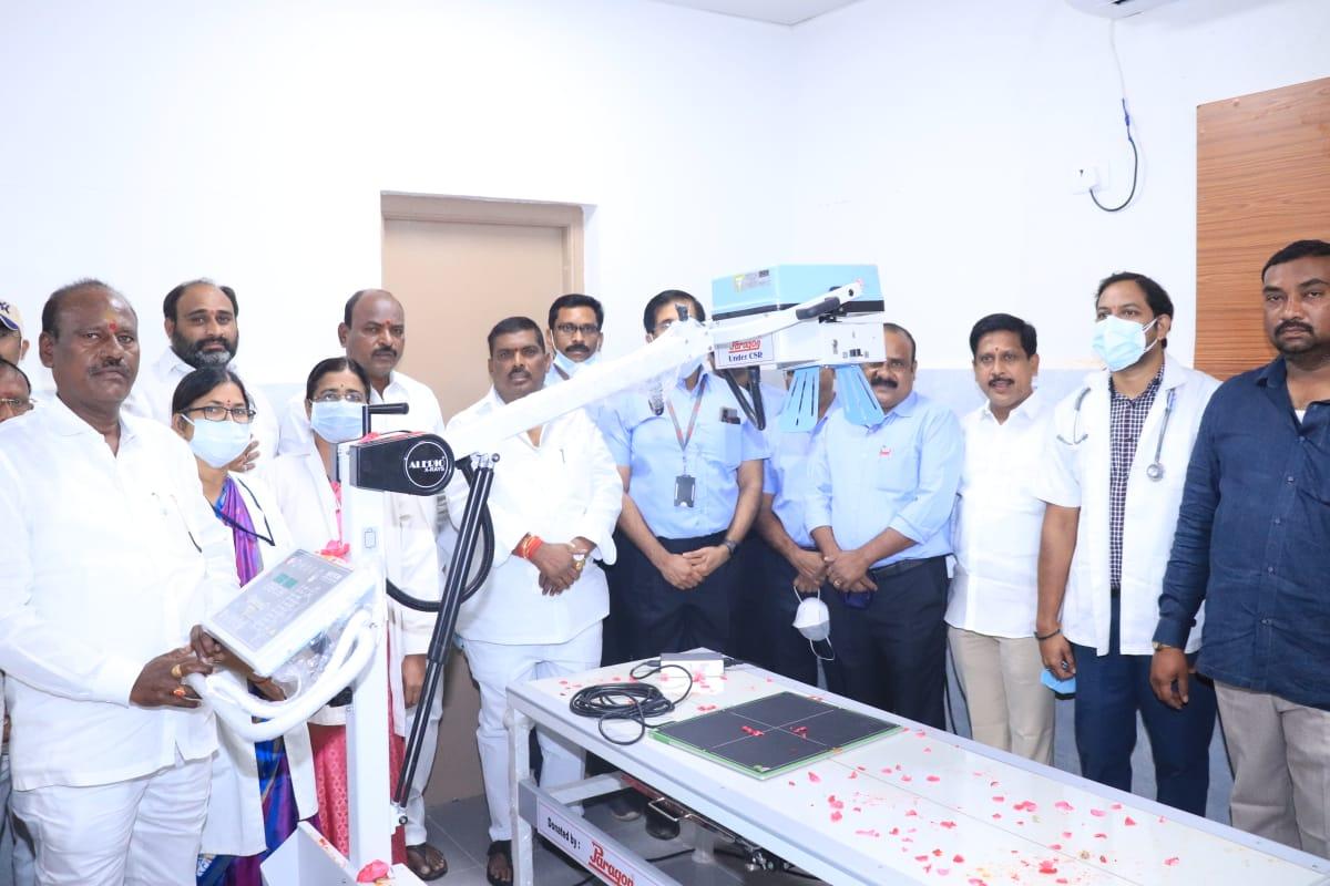 ఈఎస్‌ఐకి రూ.30లక్షల వైద్య సామగ్రి అందజేత