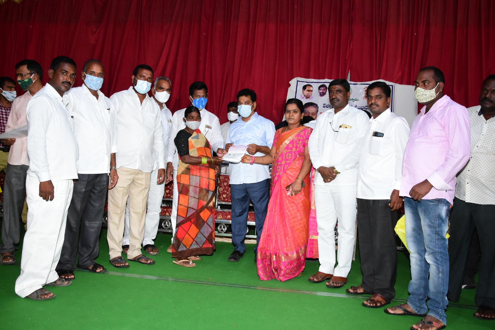 పేదింటి ఆడబిడ్డలకు వరం కల్యాణలక్ష్మి : ఎమ్మెల్యే పైళ్ల