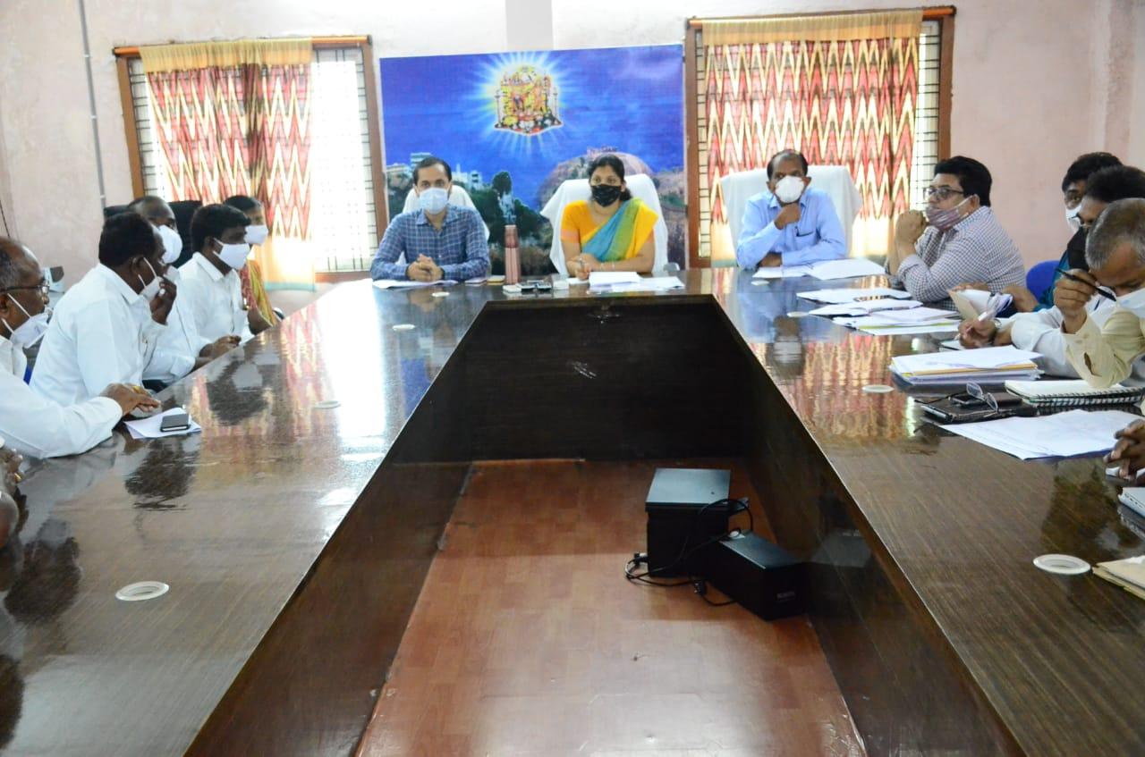 ‘బస్వాపూర్’ పునరావాస చర్యలు వేగవంతం చేయాలి: యాదాద్రి జిల్లా కలెక్టర్ పమేలాసత్పతి