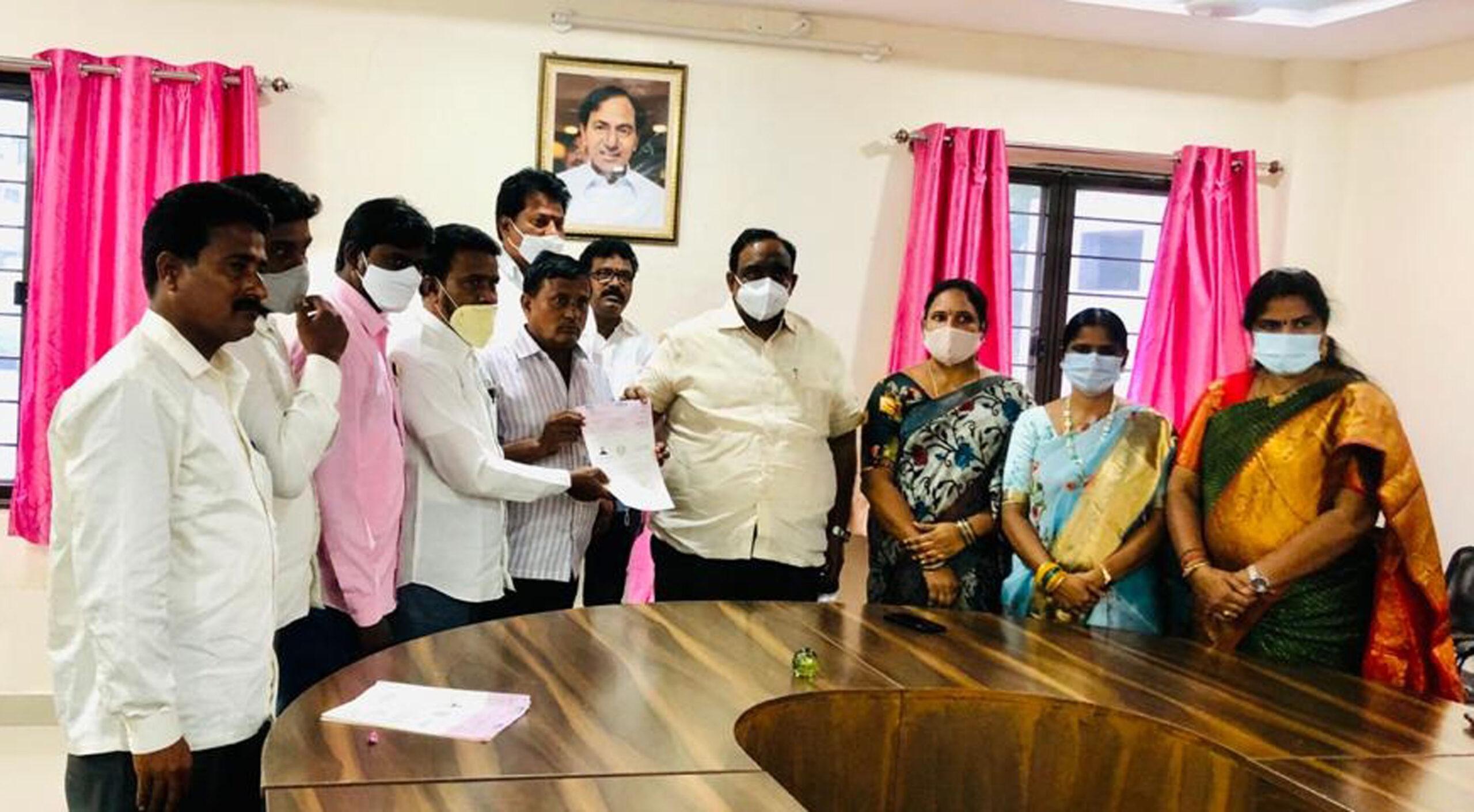 నిరుపేద కుటుంబాలకు వరం సీఎం రిలీఫ్‌ఫండ్ : ఎమ్మెల్యే వొడితెల సతీశ్‌కుమార్