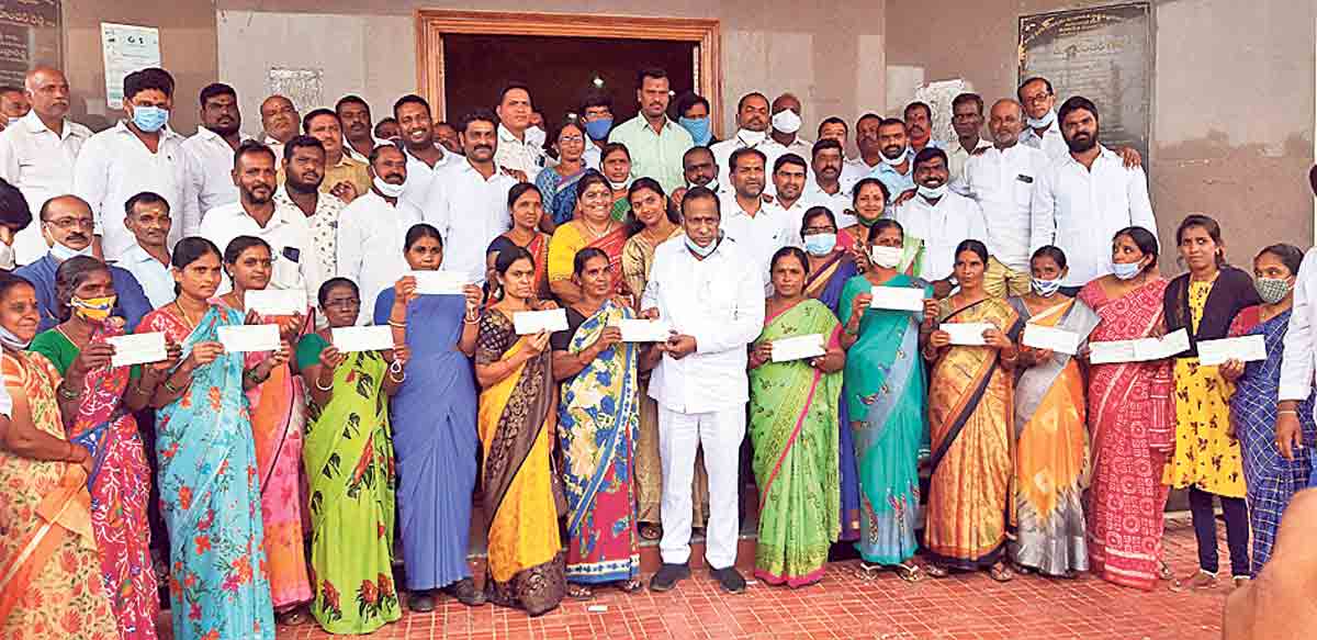 దేశం గర్వించదగ్గ పథకం దళితబంధు