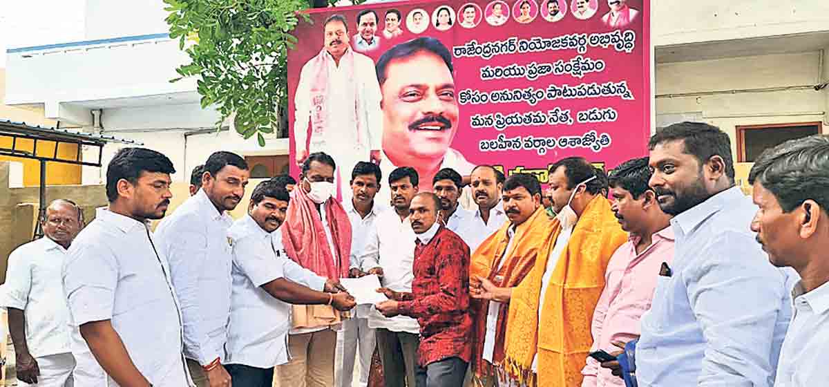 పథకాలను సద్వినియోగం చేసుకోవాలి