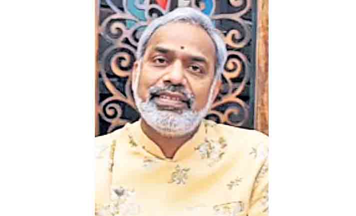 నకిలీ బాబా అవతారమెత్తిన టెకీ