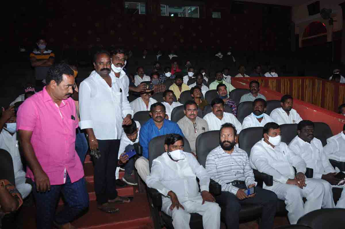 సందేశాత్మక చిత్రాలను స్వాగతించాలి