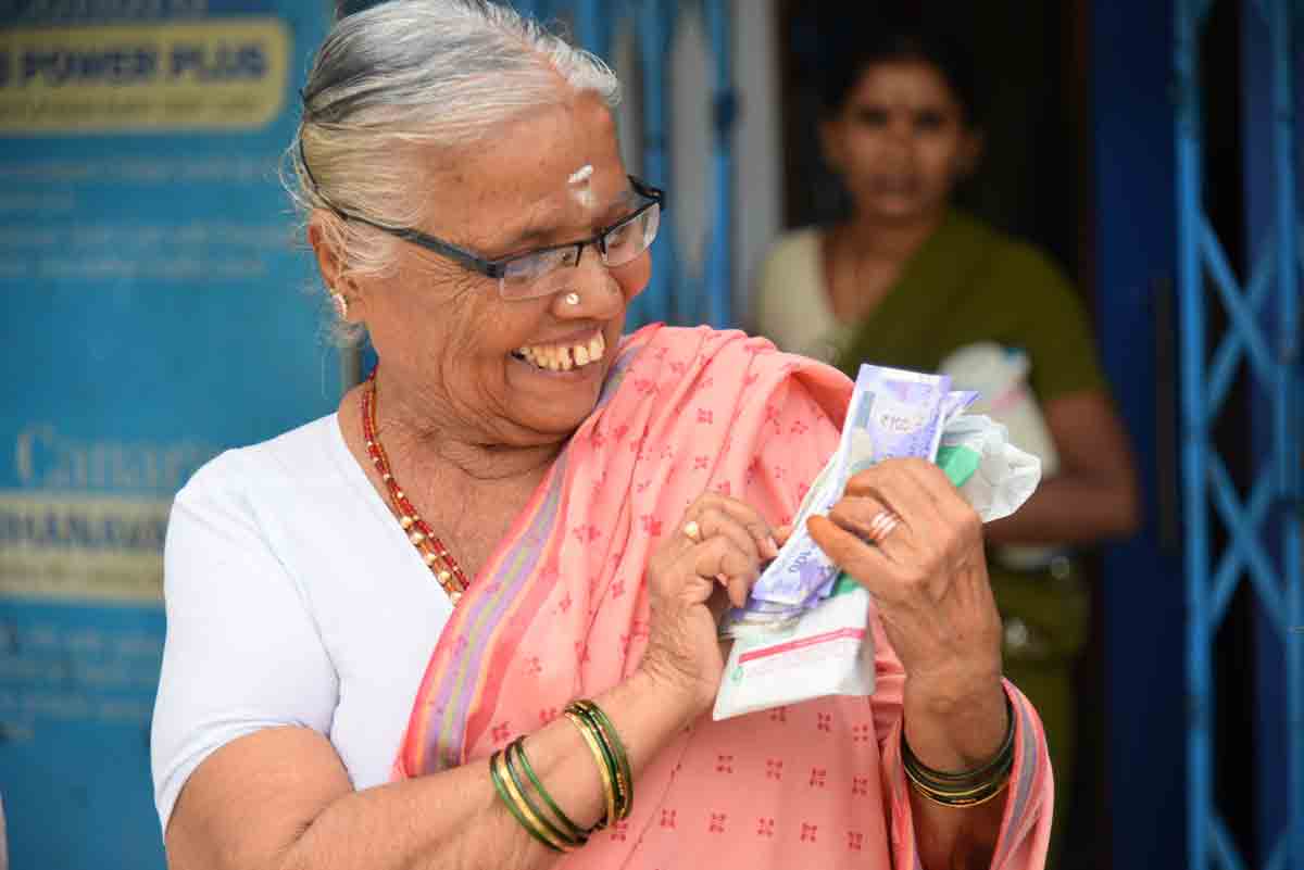 అర్హులందరికీ ఆసరా