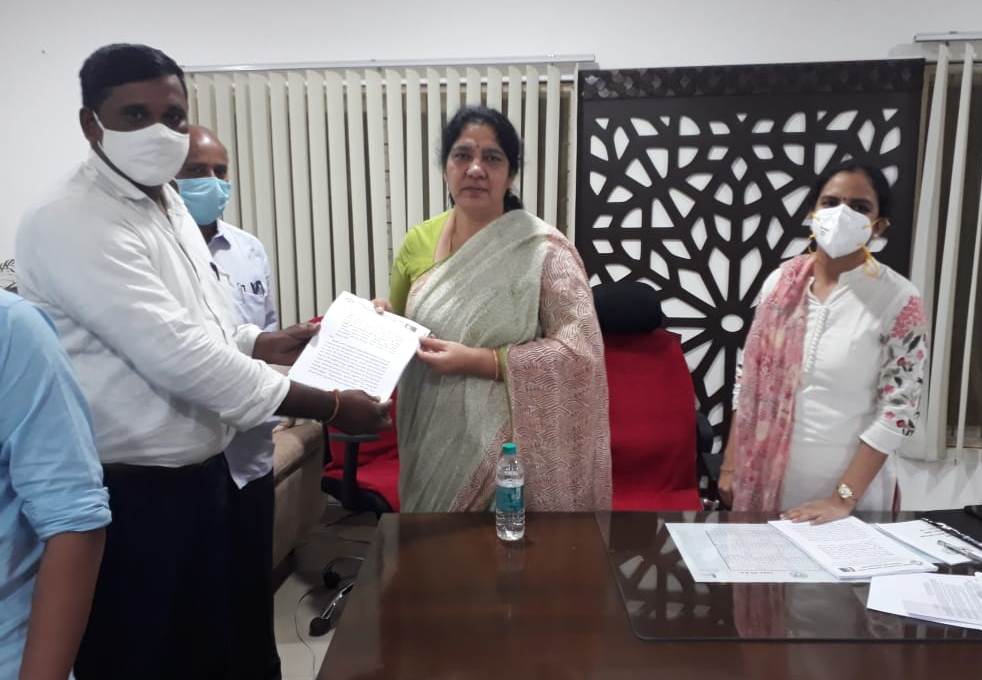 అనాథలకు బడ్జెట్‌లో రూ.1500 కోట్లు కేటాయించాలి!