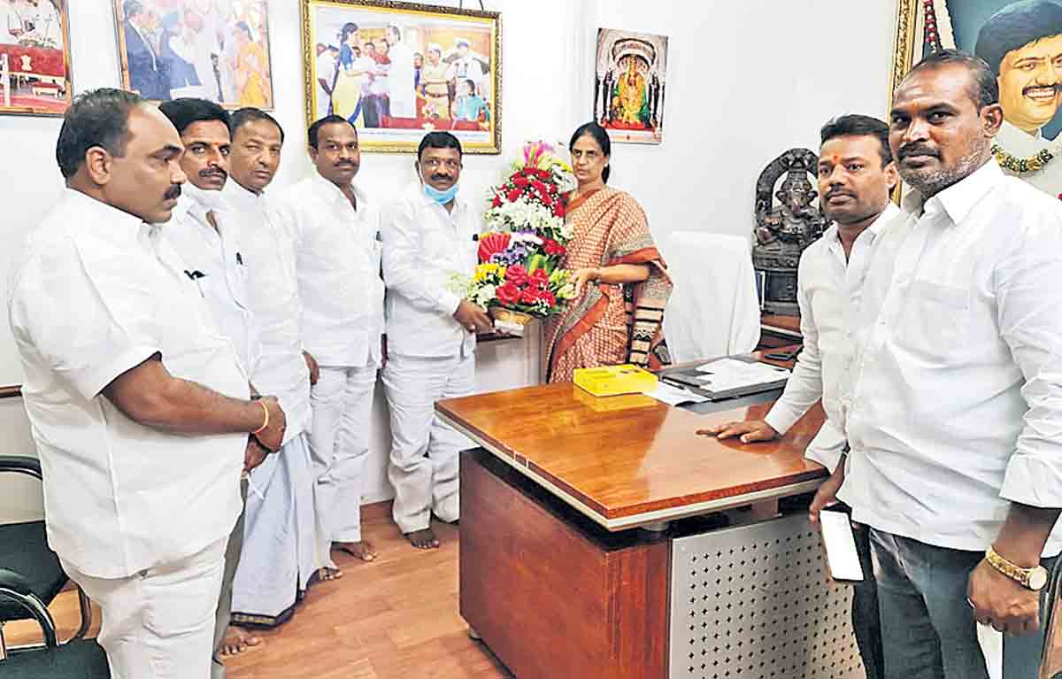 గిరిజనుల అభివృద్ధికి.. ప్రభుత్వం పెద్దపీట