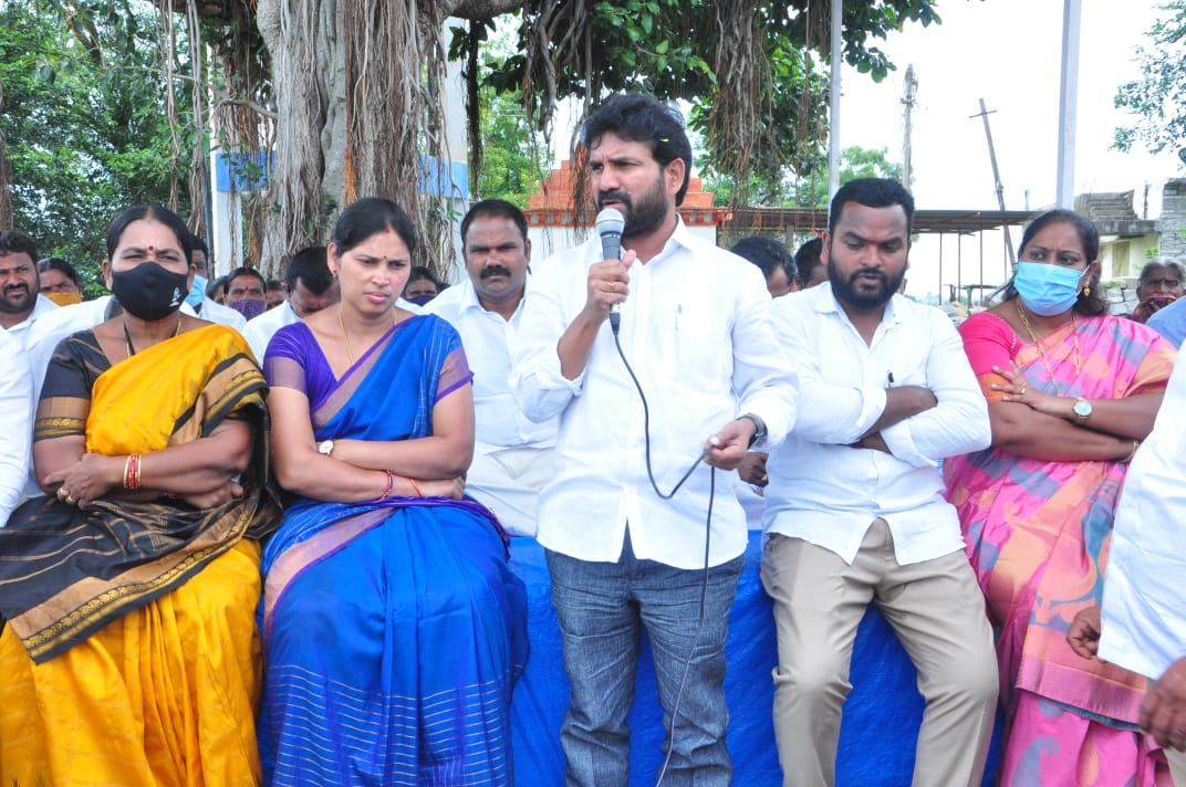 గ్రామాల అభివృద్ధికి ప్రభుత్వం కృషి