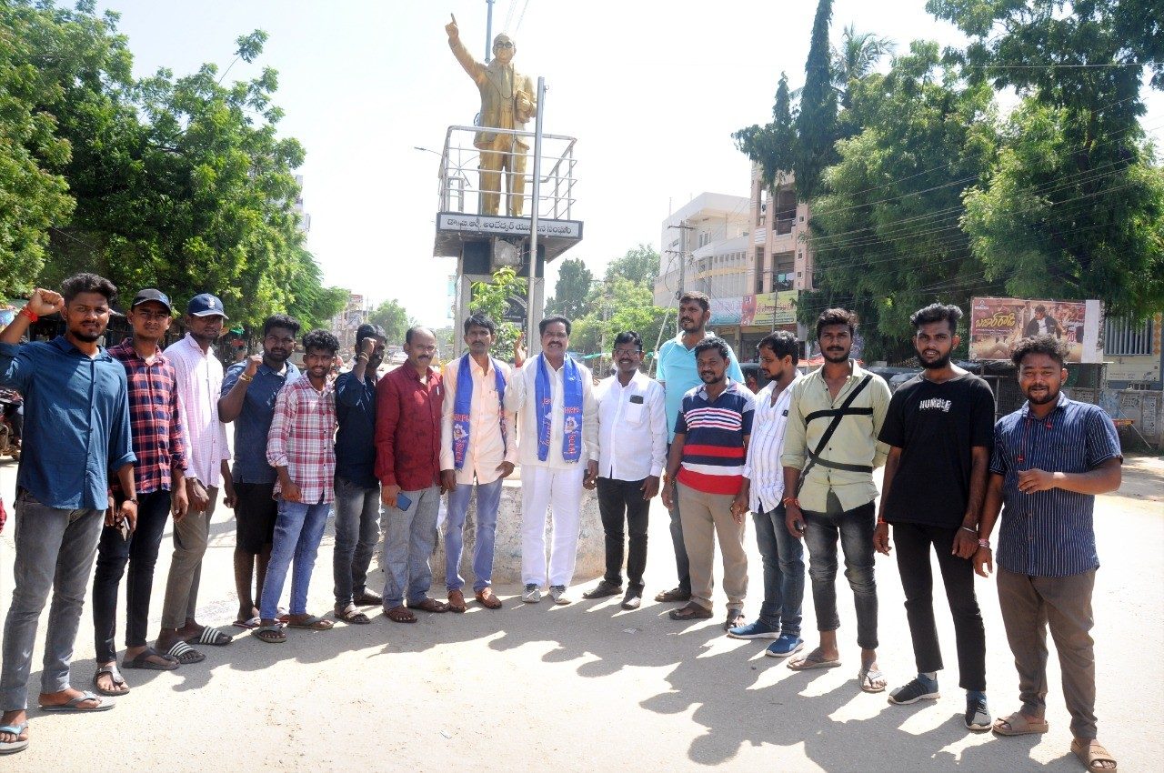 కోదాడ: దళితుల ఆత్మగౌరవం పెంచేందుకే దళితబంధు