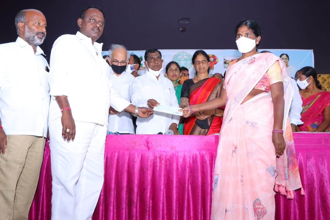 Kalyana Laxmi | నిరుపేదల ఇండ్లలో కల్యాణకాంతులు