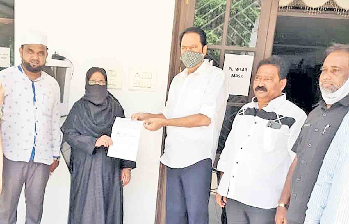 పేదలకు అండగా ప్రభుత్వం